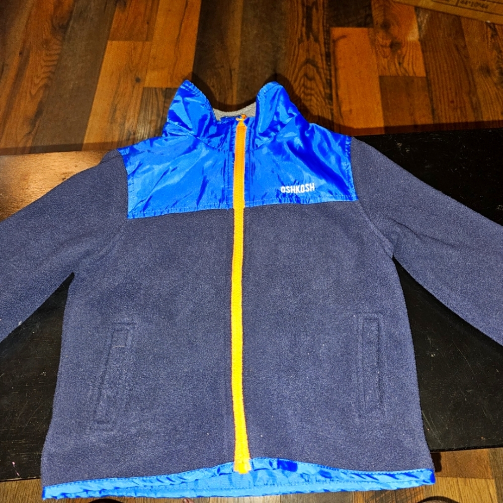 Boys reversible coat fleece and nylon windbreaker material size 4-5